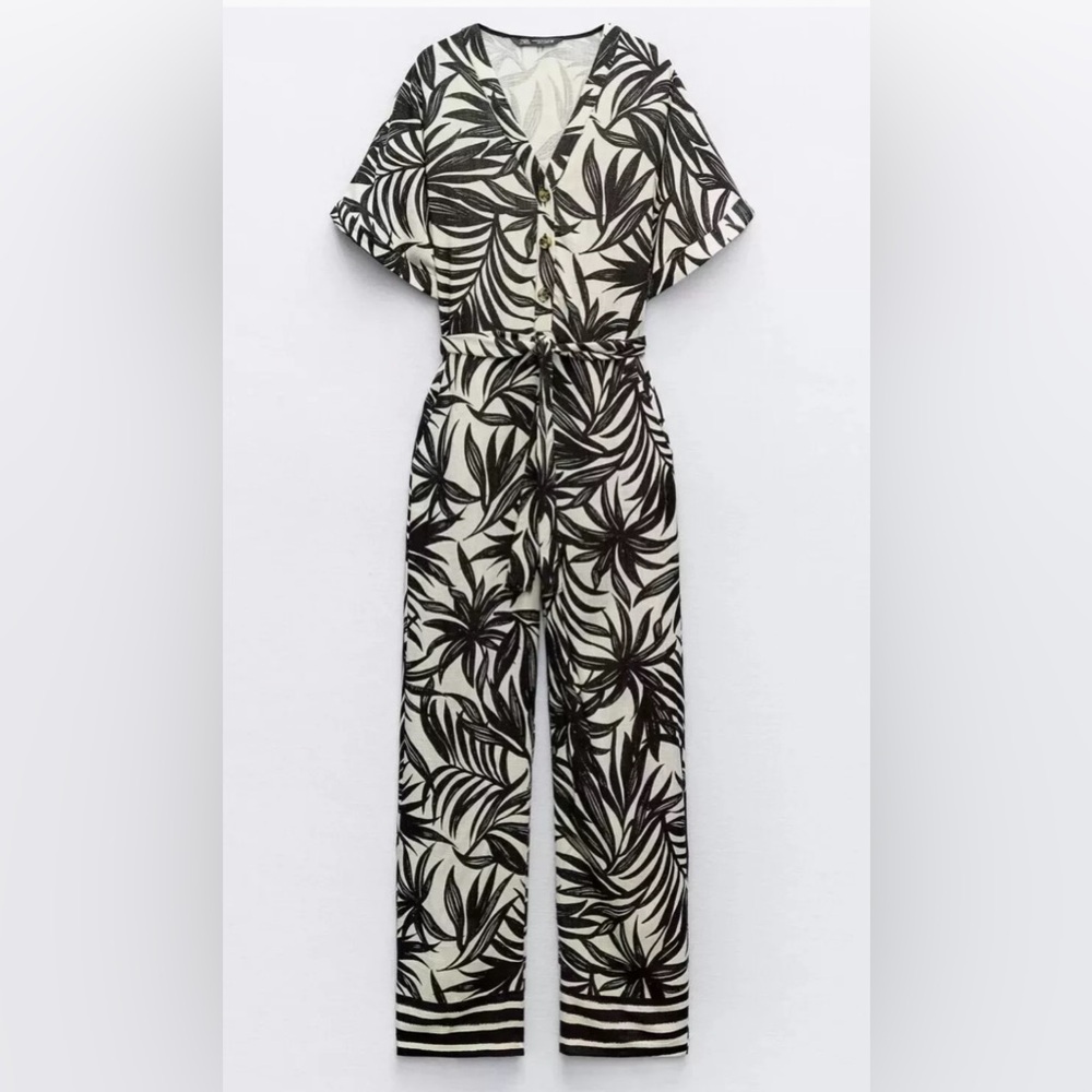 Zara printed belted jumpsuit M‎